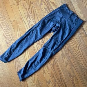Grey Lululemon leggings :)